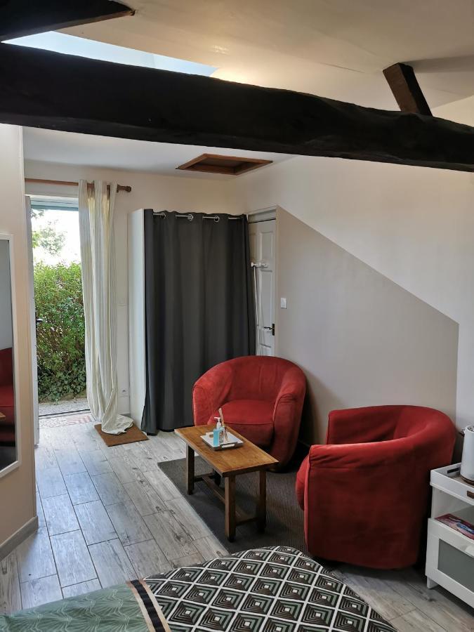La Chambre De La Pomerie Chiché 외부 사진